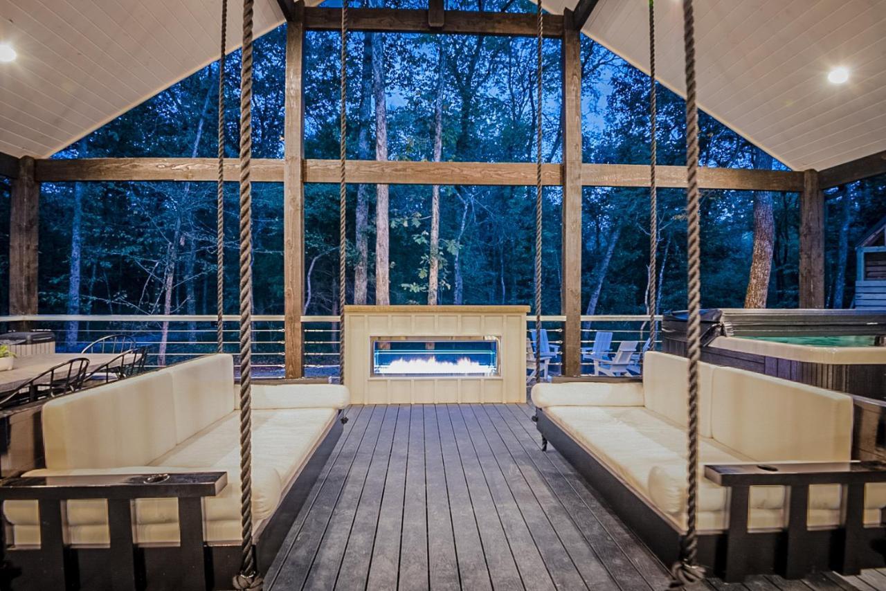 "The Barndo" 4Br Luxury Cabin, Hot Tub, Fire Pit, Bunks, Arcades, Playhouse! Broken Bow Eksteriør billede
