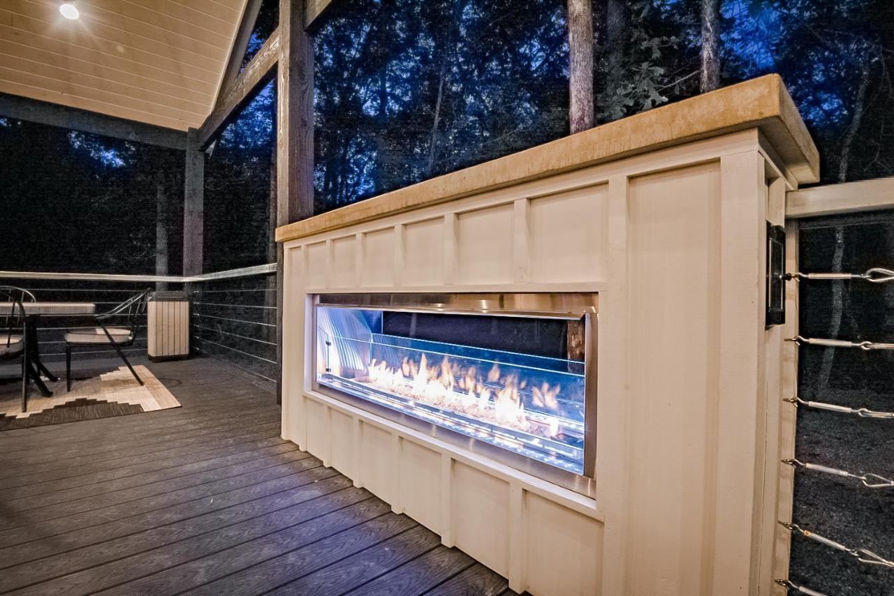 "The Barndo" 4Br Luxury Cabin, Hot Tub, Fire Pit, Bunks, Arcades, Playhouse! Broken Bow Eksteriør billede