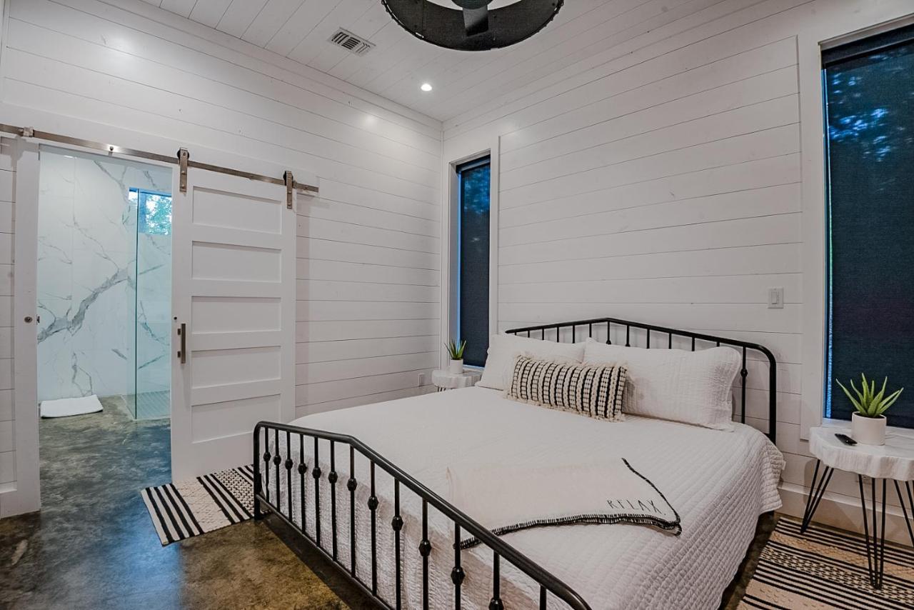 "The Barndo" 4Br Luxury Cabin, Hot Tub, Fire Pit, Bunks, Arcades, Playhouse! Broken Bow Eksteriør billede